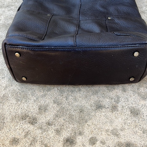 Eddie Bauer Large Brown Pebble Leather Shoulder Tote Purse - Picture 11 of 11